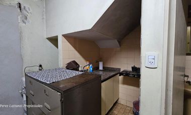 Galpón 2 Plantas de 320.50 m2 en Caseros