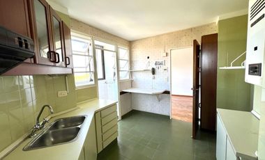 Departamento  de 3 ambientes con cochera en  Alquiler en San Isidro