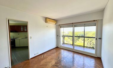 Departamento  de 3 ambientes con cochera en  Alquiler en San Isidro