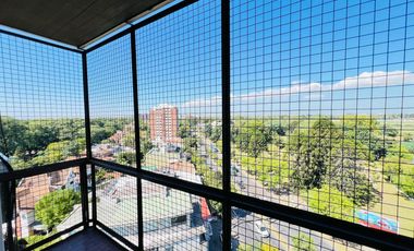 Departamento  de 3 ambientes con cochera en  Alquiler en San Isidro