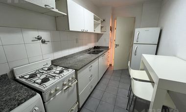 Departamento de 2 ambientes.  Amoblado en alquiler  por 12 meses - Expensas incluìdas
