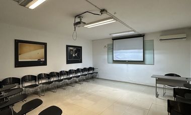 Renta de edificio para oficinas en Av. Hidalgo