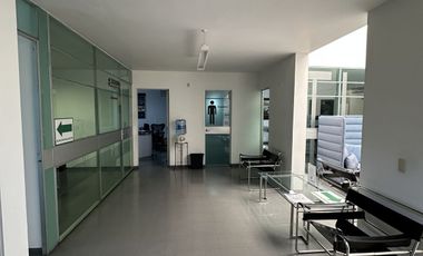 Renta de edificio para oficinas en Av. Hidalgo