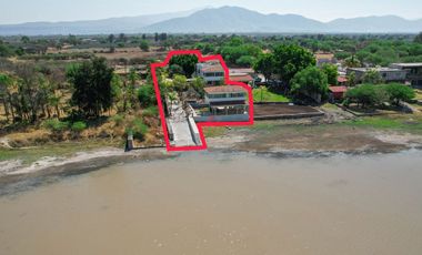 Casa en Venta en Villa Corona, Jalisco