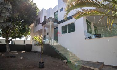 Casa en Venta en Villa Corona, Jalisco