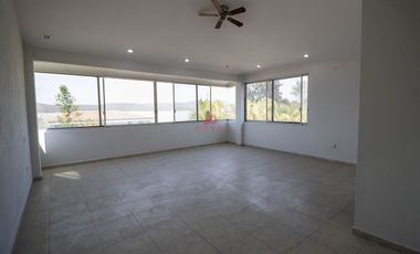 Casa en Venta en Villa Corona, Jalisco