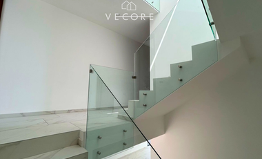 CASA EN VENTA, BOSQUES VALLARTA, ZONA REAL, ZAPOPAN