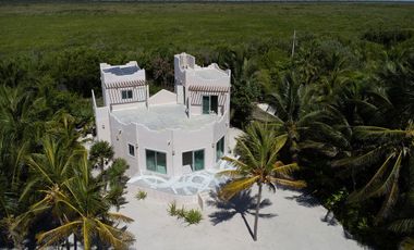 REFUGIO DE PAZ FRENTE A LA PLAYA