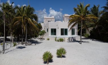 REFUGIO DE PAZ FRENTE A LA PLAYA