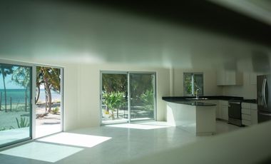 REFUGIO DE PAZ FRENTE A LA PLAYA