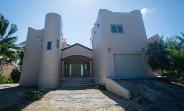 REFUGIO DE PAZ FRENTE A LA PLAYA