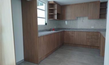 San Antonio de Pichincha, Casa en Venta, 112m2, 3 Habitaciones