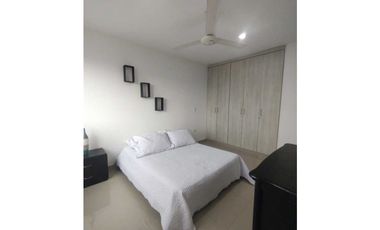 Apartamento en arriendo en la castellana.
