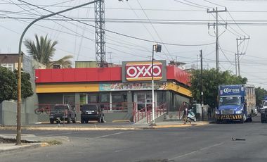 Se vende Casa en Balcones Oblatos, Guadalajara (para remodelar)