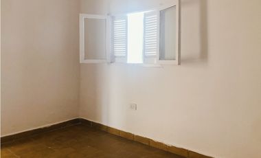 ALQUILER - CASA 2 DORMITORIOS - YOFRE SUR
