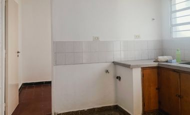 ALQUILER - CASA 2 DORMITORIOS - YOFRE SUR