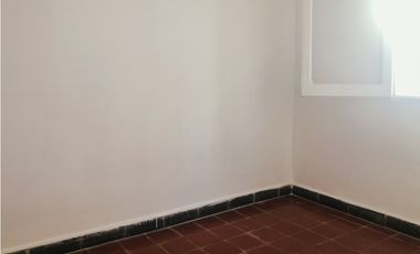 ALQUILER - CASA 2 DORMITORIOS - YOFRE SUR
