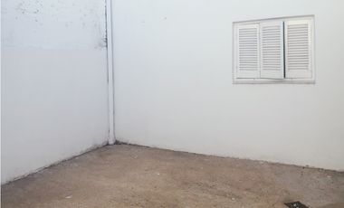 ALQUILER - CASA 2 DORMITORIOS - YOFRE SUR