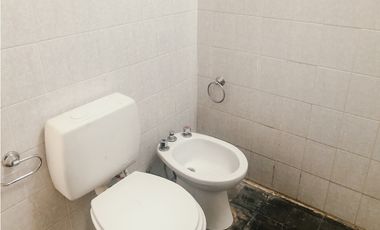 ALQUILER - CASA 2 DORMITORIOS - YOFRE SUR