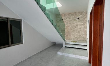 Casa en Fraccionamiento en Burgos Temixco - GSI-1457-Fr