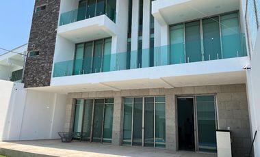 Casa en Fraccionamiento en Burgos Temixco - GSI-1458-Fr