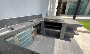 Casa en Fraccionamiento en Burgos Temixco - GSI-1458-Fr