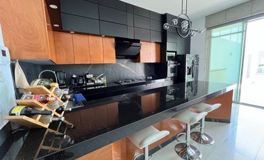 Casa en Fraccionamiento en Burgos Temixco - GSI-1458-Fr