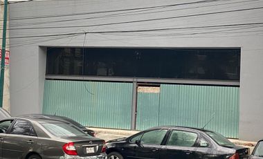 Local en RENTA sobre Av. Plutarco E. Calles