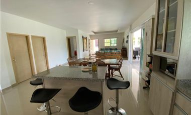 casa campestre en venta Coveñas Sucre, casa de lujo.
