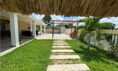 casa campestre en venta Coveñas Sucre, casa de lujo.