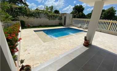 casa campestre en venta Coveñas Sucre, casa de lujo.