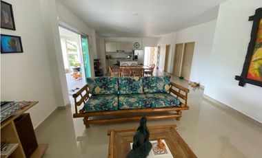 casa campestre en venta Coveñas Sucre, casa de lujo.