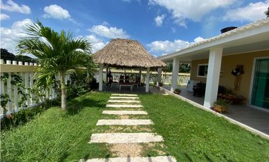 casa campestre en venta Coveñas Sucre, casa de lujo.