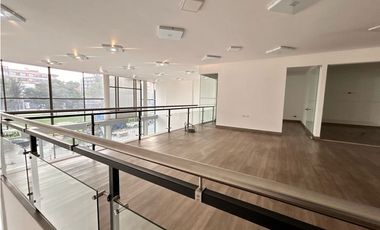 Local Espectacular cll 116