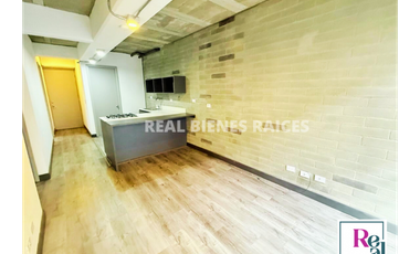 Se arrienda amplio y cómodo apartamento en unidad cerrada.