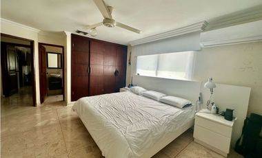 ELEGANTE CASA EN VENTA DE DOS PISOS EN VILLA SANTOS