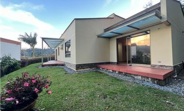 Venta de casa en el retiro de 1 piso