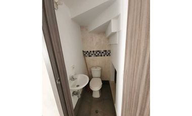 EN VENTA CASA DOS PISOS EN CONJUNTO CERRADO-PARQUE NATURA-CELESTA (JH)