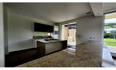 Casa condominio Toscana Sopo