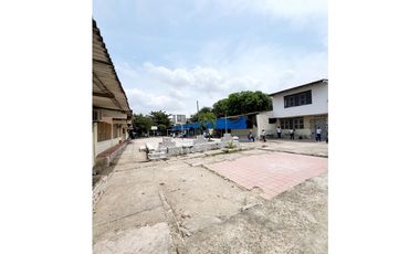 Edificio  en el Barrio Amberes - Ideal para Inversión y Desarrollo