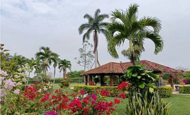 Hermosa finca a puerta cerrada en venta - Rozo Palmira Valle Colombia