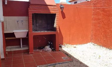 Departamento Tipo Casa en alquiler en Santa Teresita