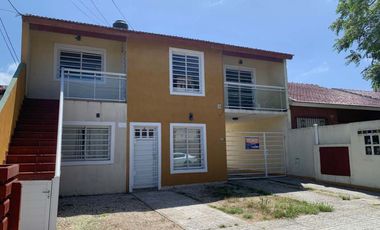 Departamento Tipo Casa en alquiler en Santa Teresita