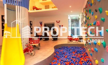 VENTA SEMINUEVO 1 DORMITORIO, BAÑO, BODEGA, Piso 15, METRO SAN JOAQUIN, CAMPUS UC.