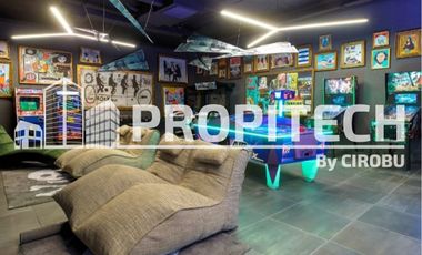 VENTA SEMINUEVO 1 DORMITORIO, BAÑO, BODEGA, Piso 15, METRO SAN JOAQUIN, CAMPUS UC.