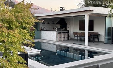 Casa en Venta en ALVARO CASANOVA /MARÍA MONVEL