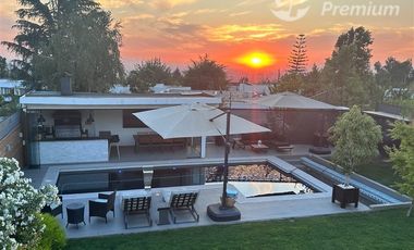 Casa en Venta en ALVARO CASANOVA /MARÍA MONVEL