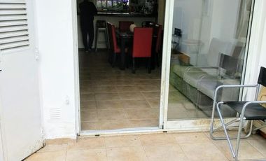 PRECIO REBAJADO! IMPECABLE DUPLEX 4 AMB CON JARDÍN!!