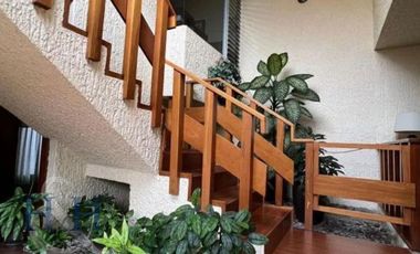 Casa En Venta En Jardines Universidad