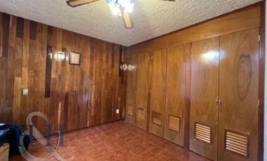Casa En Venta En Jardines Universidad